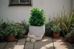 3D Printed Smiling Reader Plant Pot: Whimsical Succulent Planter - Image 4